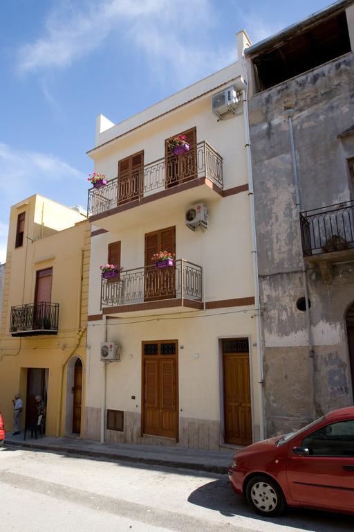 Casa Liberta Appartement Castellammare del Golfo Buitenkant foto