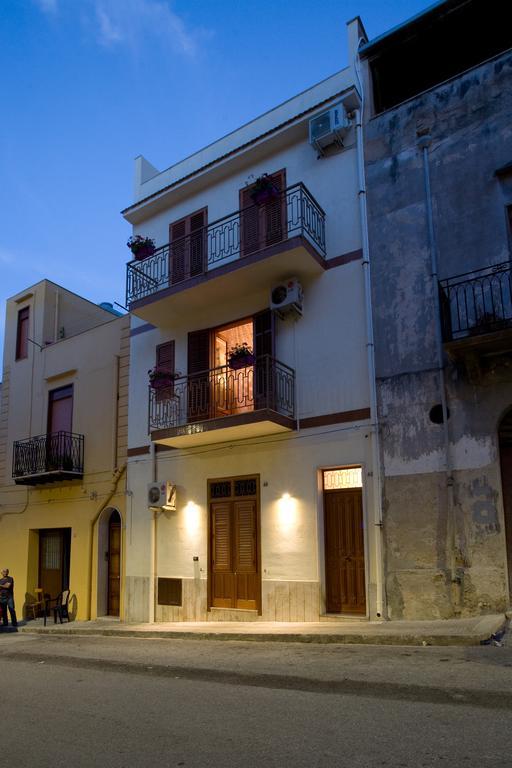 Casa Liberta Appartement Castellammare del Golfo Buitenkant foto