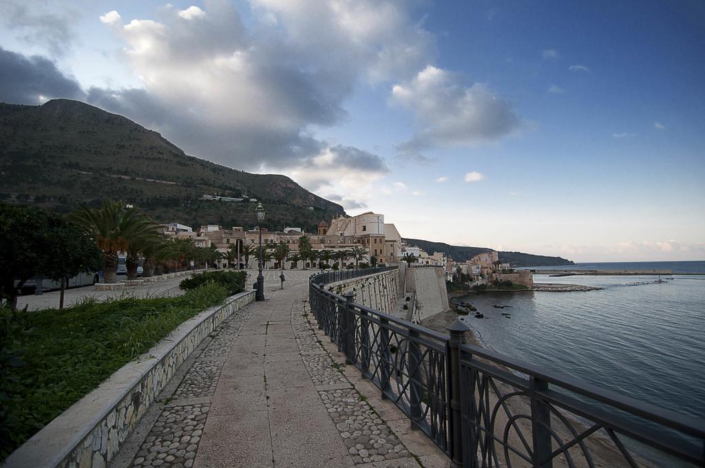 Casa Liberta Appartement Castellammare del Golfo Kamer foto